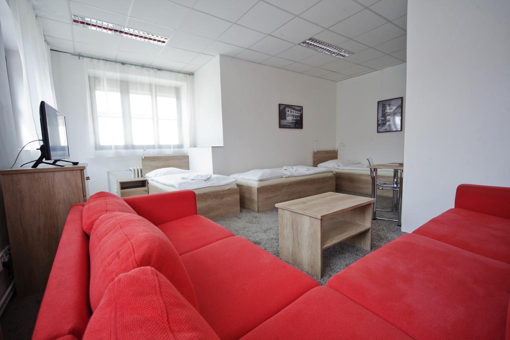U Heligonky Hotel Brno Buitenkant foto