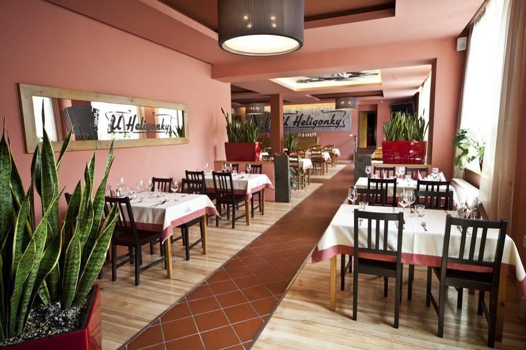 U Heligonky Hotel Brno Buitenkant foto