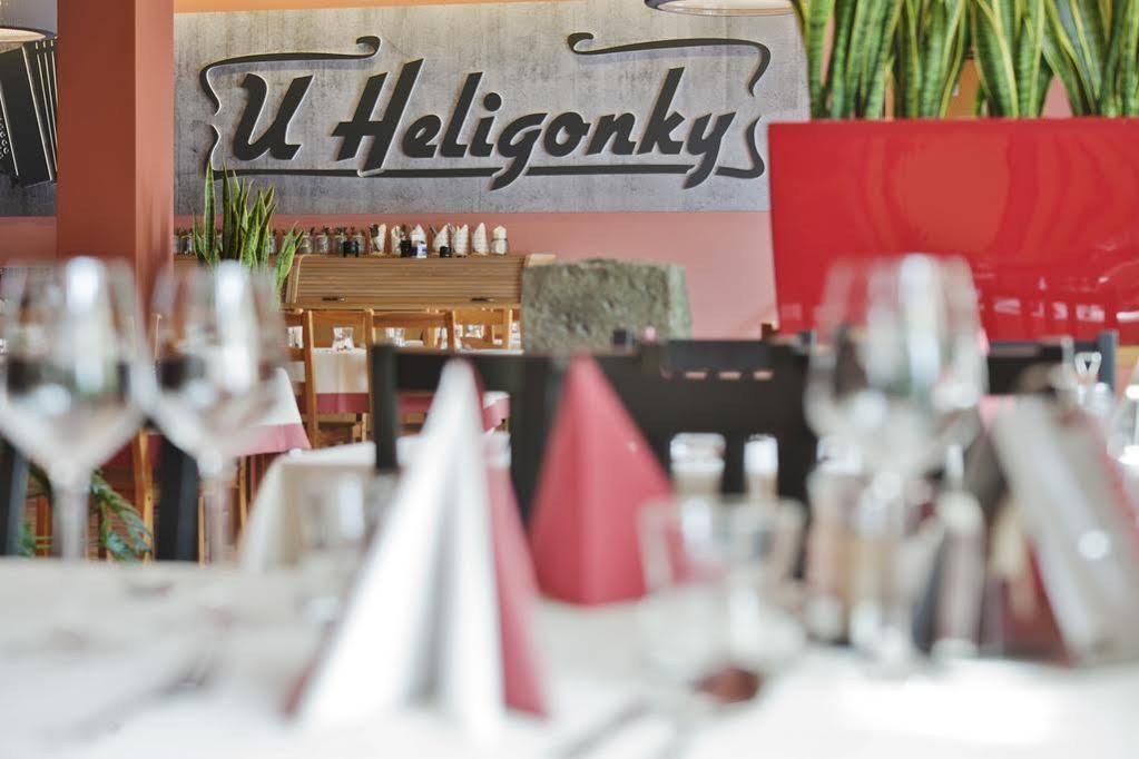 U Heligonky Hotel Brno Buitenkant foto