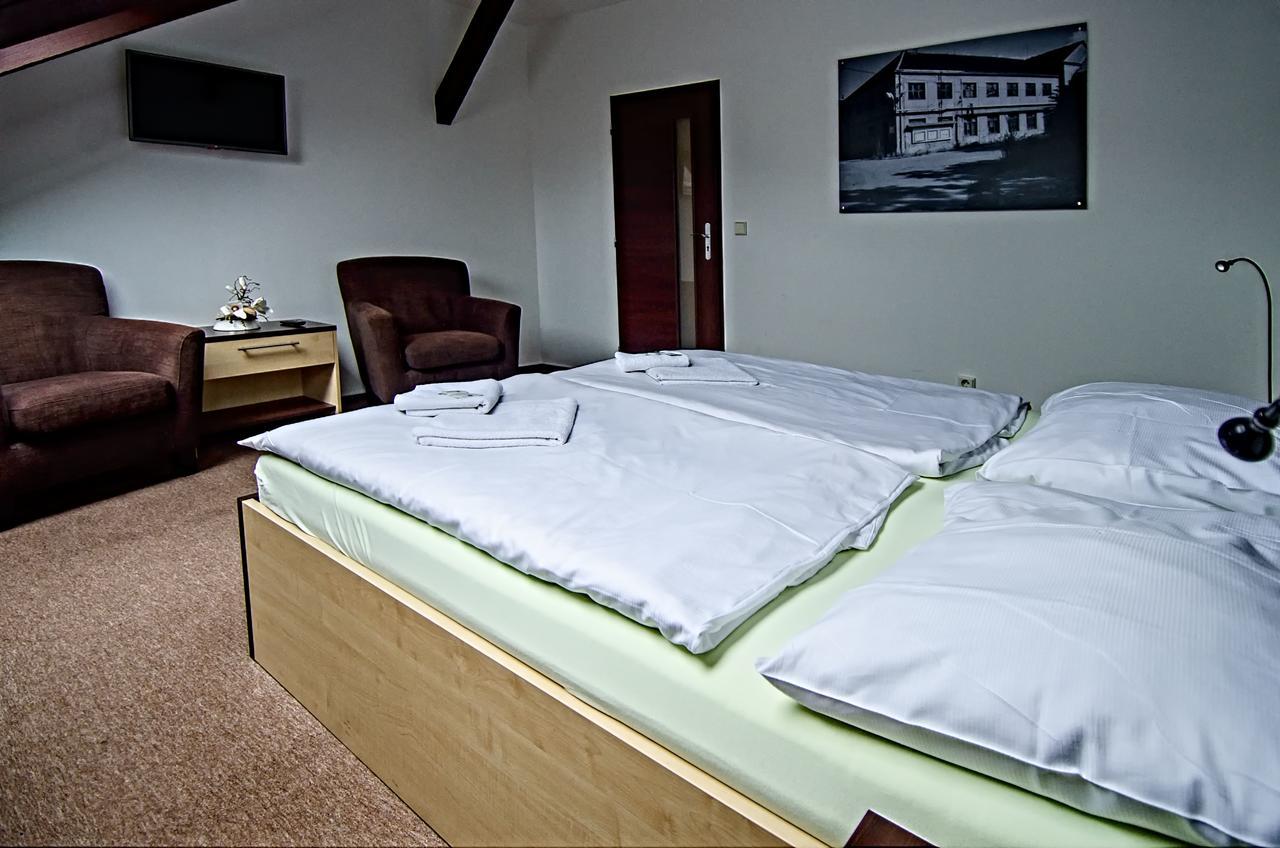 U Heligonky Hotel Brno Buitenkant foto