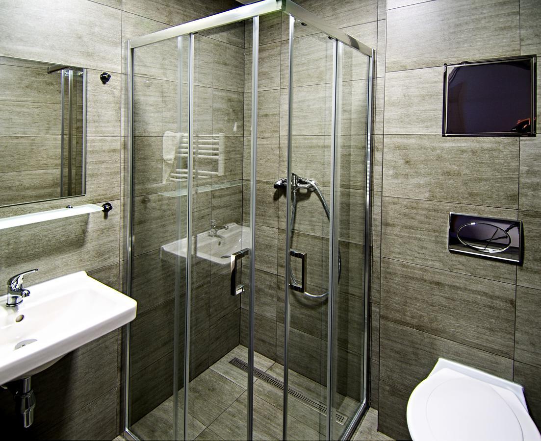 U Heligonky Hotel Brno Buitenkant foto